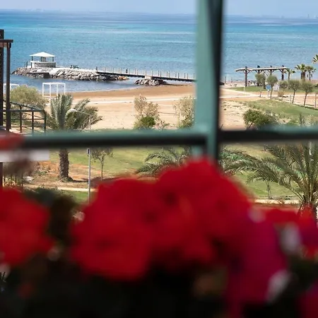 Thalassa Two Bedroom Family Holiday Apartman *